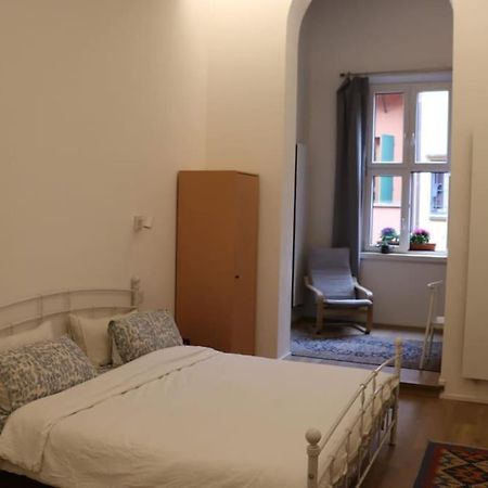 Little Apartment Over The Canal Bologna Exterior photo